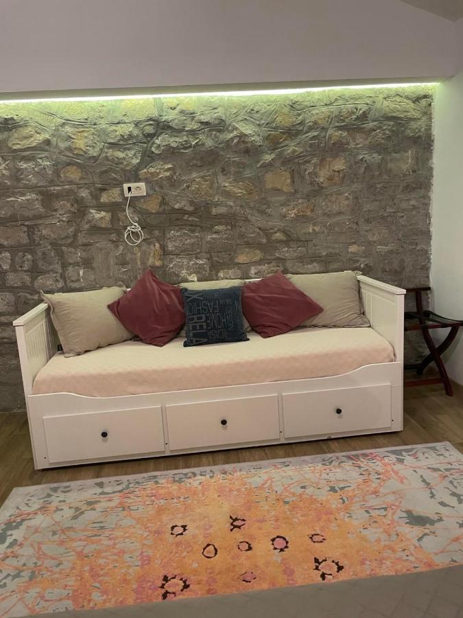 Reina Apartment Petrovac