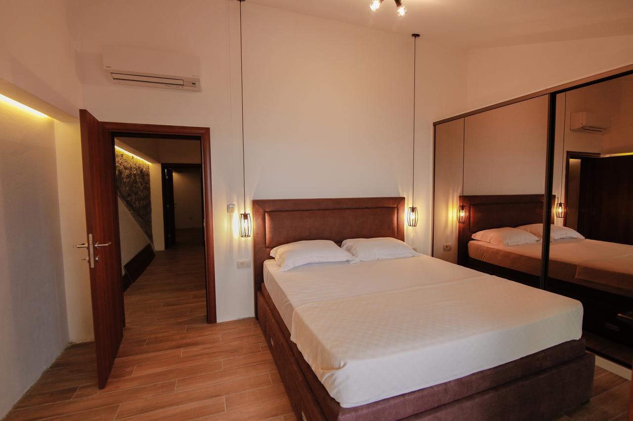 Reina Apartment Petrovac
