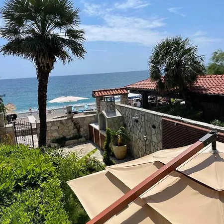 Reina Apartment Petrovac Exterior photo