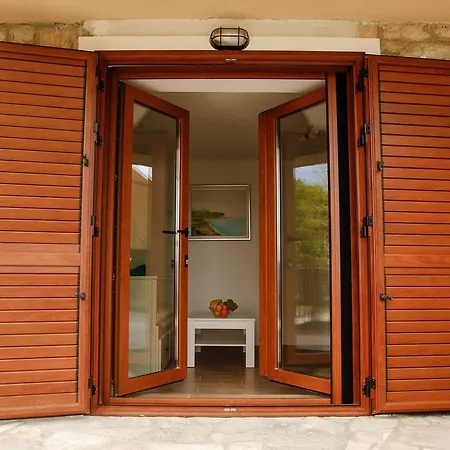 Reina Apartment Petrovac Exterior photo