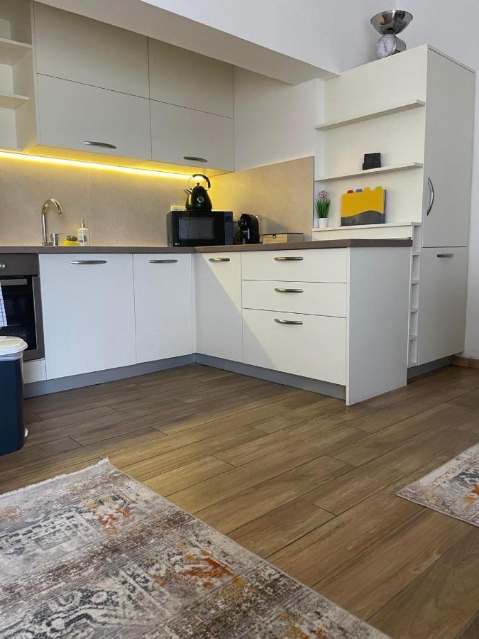 Reina Apartman