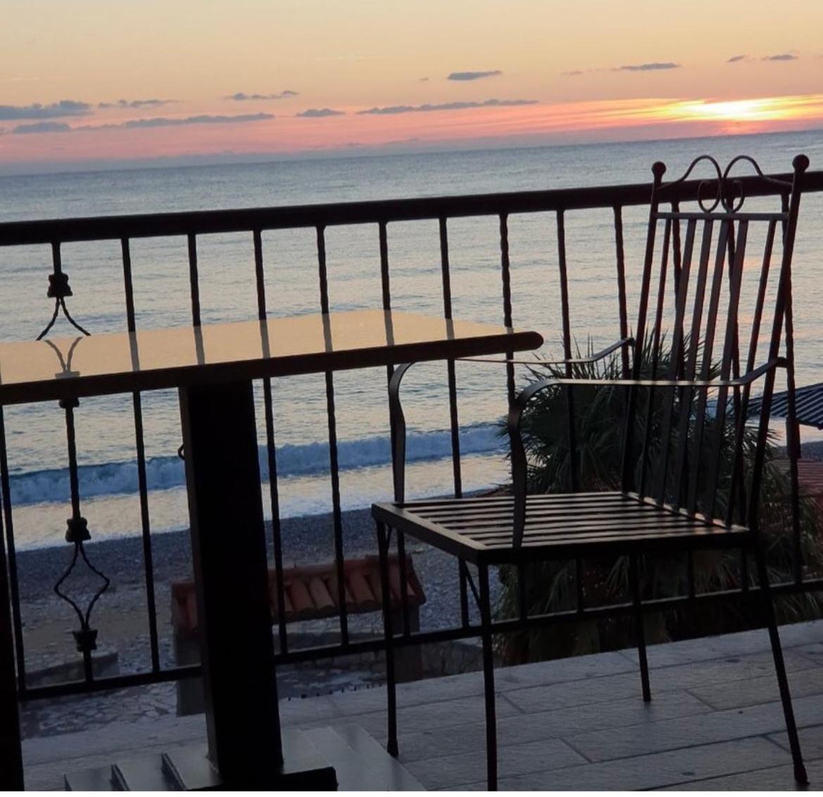 Reina Apartman